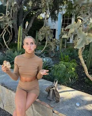 Caro Daur OnlyFans Leaked Free Thumbnail Picture - #xER3HVeSOT