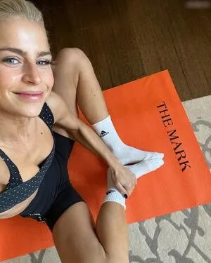 Caro Daur OnlyFans Leaked Free Thumbnail Picture - #z3D45ZLjxl