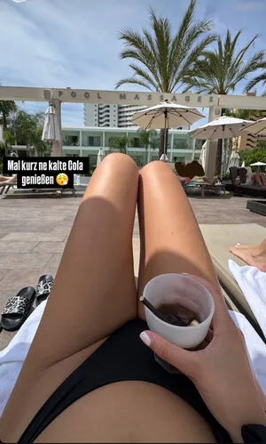 Caro Winter OnlyFans Leaked Free Thumbnail Picture - #Y5zsyPVYXc