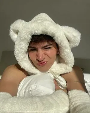 Caroficialok OnlyFans Leaked Free Thumbnail Picture - #EzrKFS2wU3