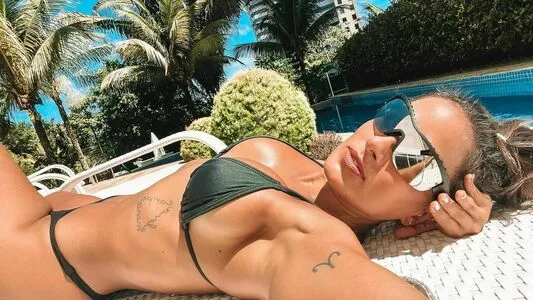 Carol Peixinho OnlyFans Leaked Free Thumbnail Picture - #6FZkMbql74