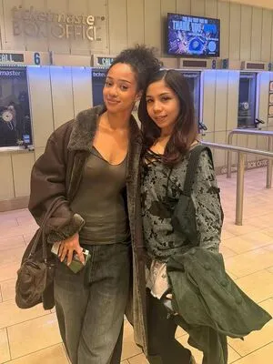 Carol Themom OnlyFans Leaked Free Thumbnail Picture - #C8Nplch0d8