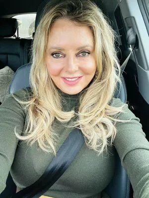 Carol Vorderman OnlyFans Leaked Free Thumbnail Picture - #3Uso8241FM