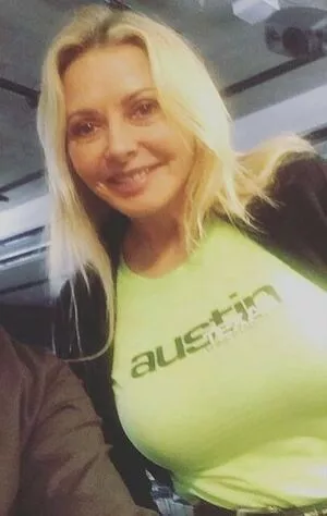 Carol Vorderman OnlyFans Leaked Free Thumbnail Picture - #5dvWX3aNIE