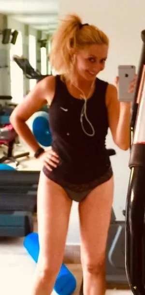 Carol Vorderman OnlyFans Leaked Free Thumbnail Picture - #FyaiehPebs