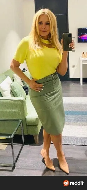 Carol Vorderman OnlyFans Leaked Free Thumbnail Picture - #GHL8cgq9oK