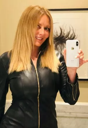 Carol Vorderman OnlyFans Leaked Free Thumbnail Picture - #UTXlIKMrX7