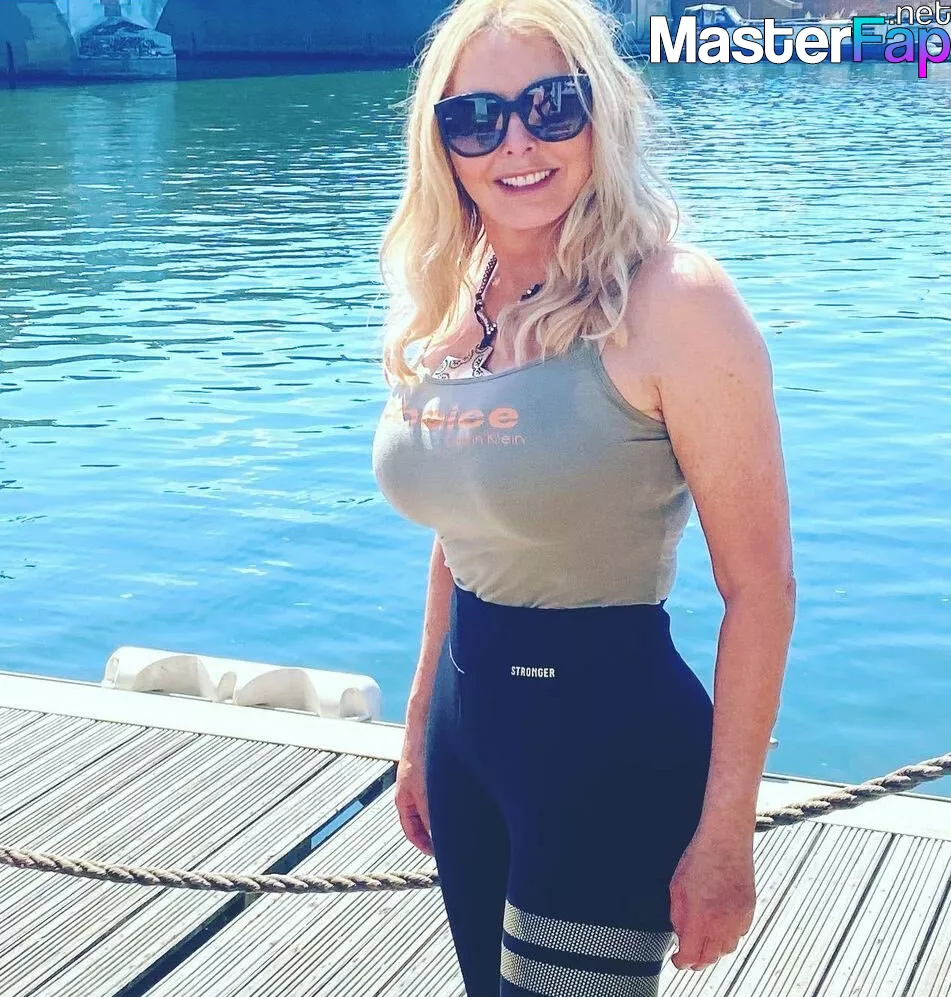 Carol Vorderman Nude OnlyFans Leak Picture #iko2CwBf5D | MasterFap.net