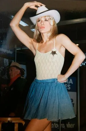Carole Smillie OnlyFans Leaked Free Thumbnail Picture - #qIG5pwCutk