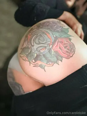 Carolebike OnlyFans Leaked Free Thumbnail Picture - #2iEbriyLfY