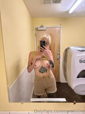 Caroliiiiine OnlyFans Leaked Free Thumbnail Picture - #LxMXEQYMGU