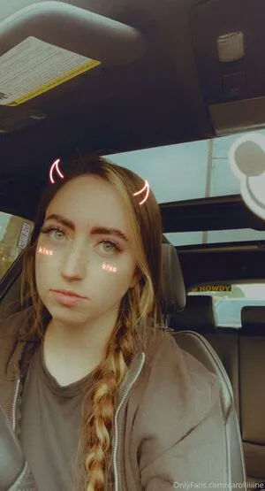 Caroliiiiine OnlyFans Leaked Free Thumbnail Picture - #PCtAM9p6gZ