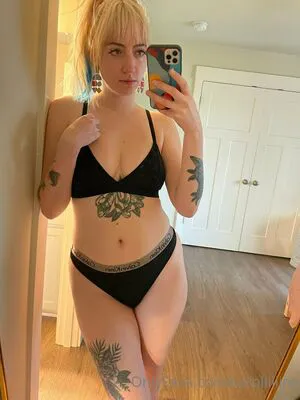Caroliiiiine OnlyFans Leaked Free Thumbnail Picture - #YGUxEof10X