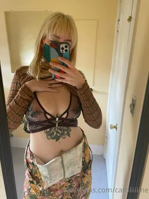 Caroliiiiine OnlyFans Leaked Free Thumbnail Picture - #pfyC3e0X7Q