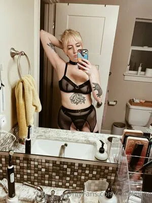 Caroliiiiine OnlyFans Leaked Free Thumbnail Picture - #smYZwyXmNr