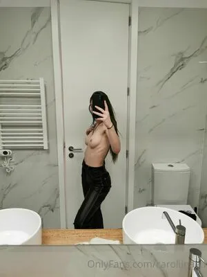 Caroliinaa F OnlyFans Leaked Free Thumbnail Picture - #ImSu2zNcQq