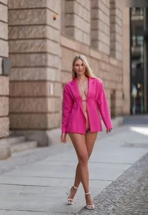 Carolin Niemczyk OnlyFans Leaked Free Thumbnail Picture - #B3jA38UDhu