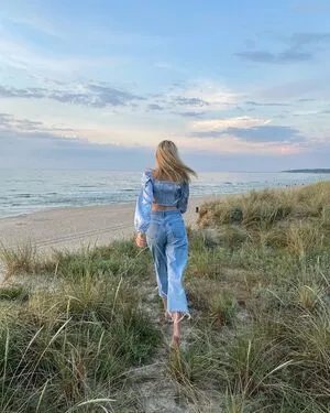 Carolin Niemczyk OnlyFans Leaked Free Thumbnail Picture - #CZwbP4Ngne