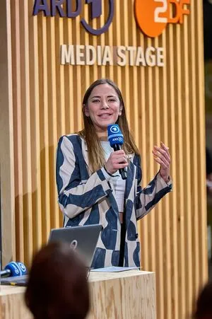 Carolin Von Der Groeben OnlyFans Leaked Free Thumbnail Picture - #LluNkmHxQb