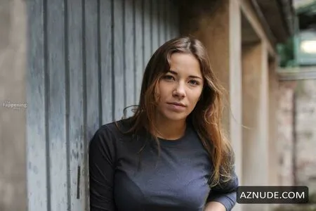 Carolin Von Der Groeben OnlyFans Leaked Free Thumbnail Picture - #wUS9ziKjen