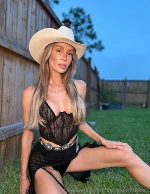 Carolina White OnlyFans Leaked Free Thumbnail Picture - #gpgPyYmXDt