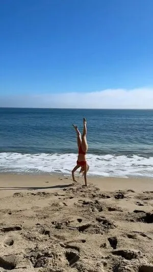 Caroline Abras OnlyFans Leaked Free Thumbnail Picture - #0Fu1kiP46Y