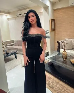 Caroline Azmy OnlyFans Leaked Free Thumbnail Picture - #9olb5ZWVy6