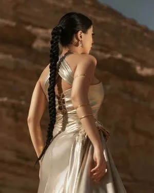 Caroline Azmy OnlyFans Leaked Free Thumbnail Picture - #i2bzjtiX16