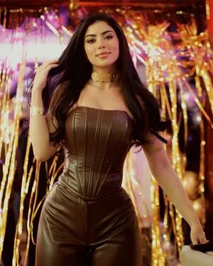 Caroline Azmy OnlyFans Leaked Free Thumbnail Picture - #vDQeNEImFv