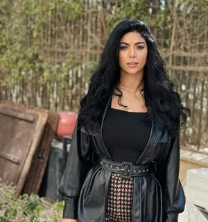 Caroline Azmy OnlyFans Leaked Free Thumbnail Picture - #x6H7tc5qXm