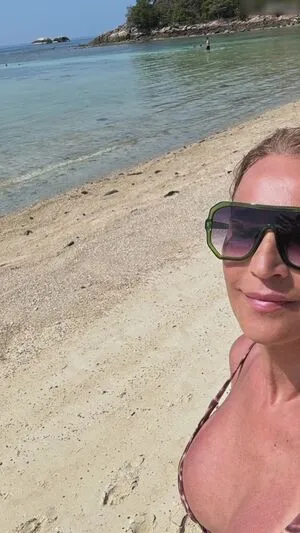 Caroline Beil OnlyFans Leaked Free Thumbnail Picture - #URBCjAyrFE