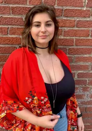 Caroline Casbon OnlyFans Leaked Free Thumbnail Picture - #OIdbM6fB63