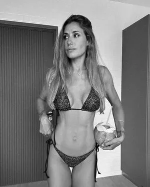 Caroline Cln Fit OnlyFans Leaked Free Thumbnail Picture - #qyFg4kaFLa