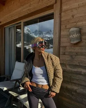 Caroline Daur OnlyFans Leaked Free Thumbnail Picture - #ZLkLTYliKg