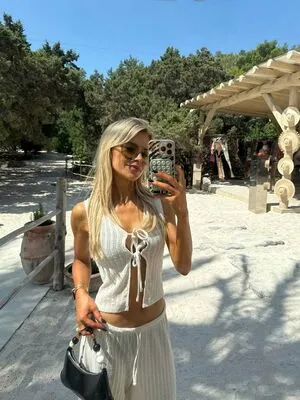 Caroline Daur OnlyFans Leaked Free Thumbnail Picture - #gx2GNHiR96