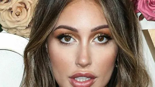 Caroline Einhoff OnlyFans Leaked Free Thumbnail Picture - #QvvxHFIlKy