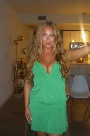 Caroline Malloy OnlyFans Leaked Free Thumbnail Picture - #sCvbZVwIA9