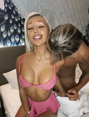 Caroline Nitter OnlyFans Leaked Free Thumbnail Picture - #9kQ6oBu6An