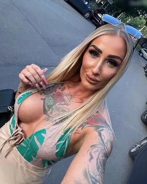 Caroline Rebenstock OnlyFans Leaked Free Thumbnail Picture - #KqYkUtK1Zh