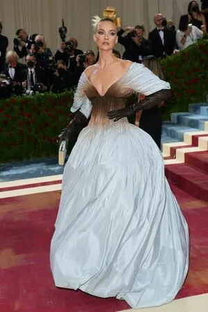 Caroline Trentini OnlyFans Leaked Free Thumbnail Picture - #HjyFqXlf44