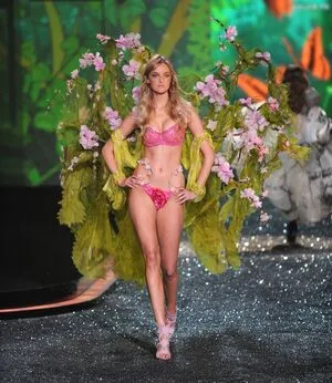 Caroline Trentini OnlyFans Leaked Free Thumbnail Picture - #Ryn0q2ytVA