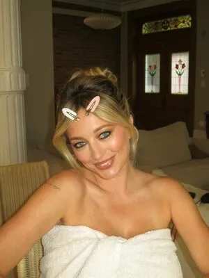 Caroline Vreeland OnlyFans Leaked Free Thumbnail Picture - #1HyoAXi8OR