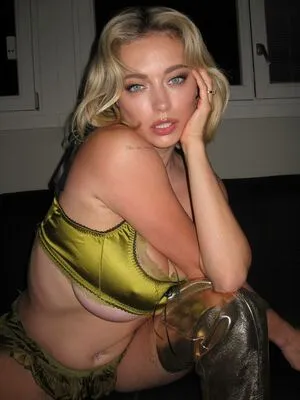 Caroline Vreeland OnlyFans Leaked Free Thumbnail Picture - #54jfnT0Gh9