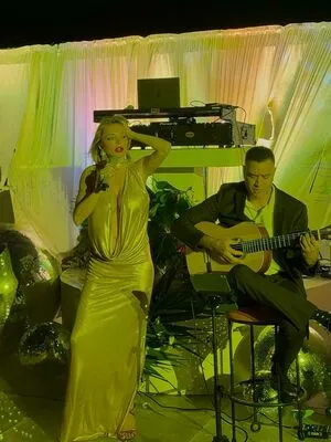 Caroline Vreeland OnlyFans Leaked Free Thumbnail Picture - #5s25aOdJOO