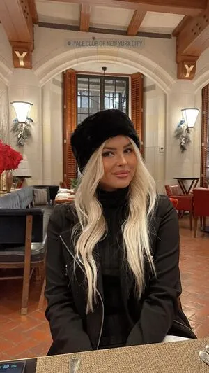 Caroline Weeks OnlyFans Leaked Free Thumbnail Picture - #r3BeTFoKfv