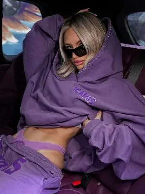 Caroline Wick OnlyFans Leaked Free Thumbnail Picture - #M8GWT1mf8d