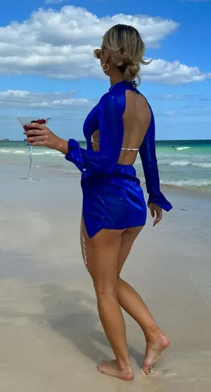 Caroline Wick OnlyFans Leaked Free Thumbnail Picture - #t4EiQxwgBb