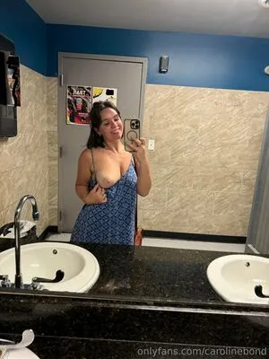 Carolinebond OnlyFans Leaked Free Thumbnail Picture - #kjr1lYAh5e