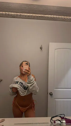 Carolinecolston OnlyFans Leaked Free Thumbnail Picture - #2649JWEuOr