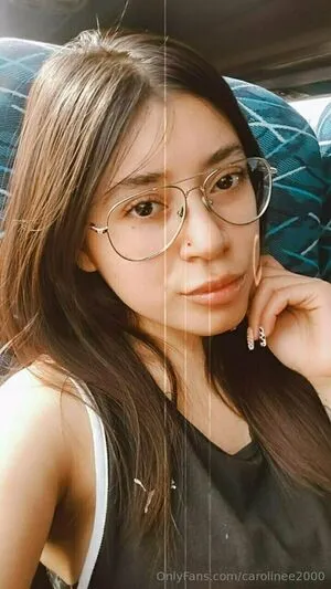 Carolinee2000 OnlyFans Leaked Free Thumbnail Picture - #Q08VX308rf